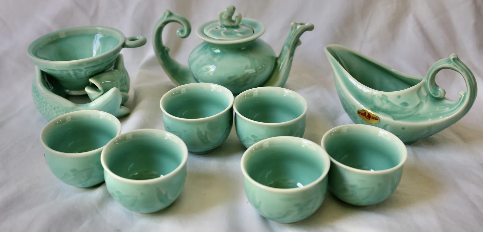 A celadon tea service set